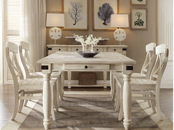 Casual Dining Room Group